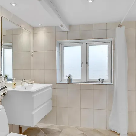 Vakantiehuis Awesome In With 2 Bedrooms And Wifi